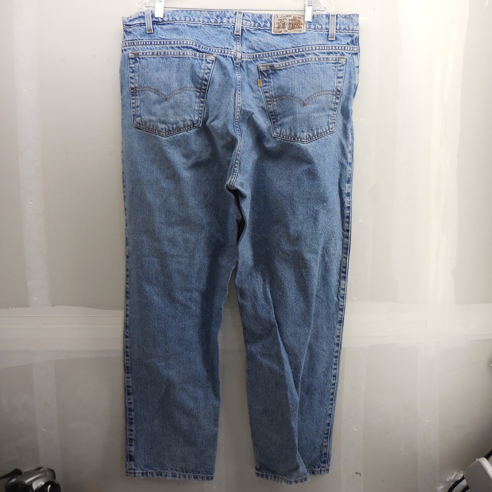 Levis Signature 540 Relaxed Fit Light Wash Orange Tab Denim Jeans Mens 42x30 - Picture 2 of 10